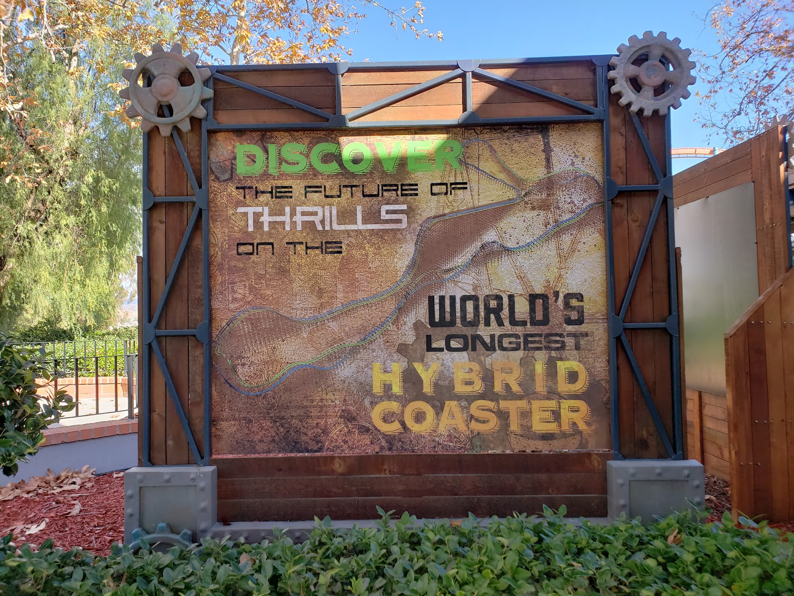 Twisted Colossus — Oficiais