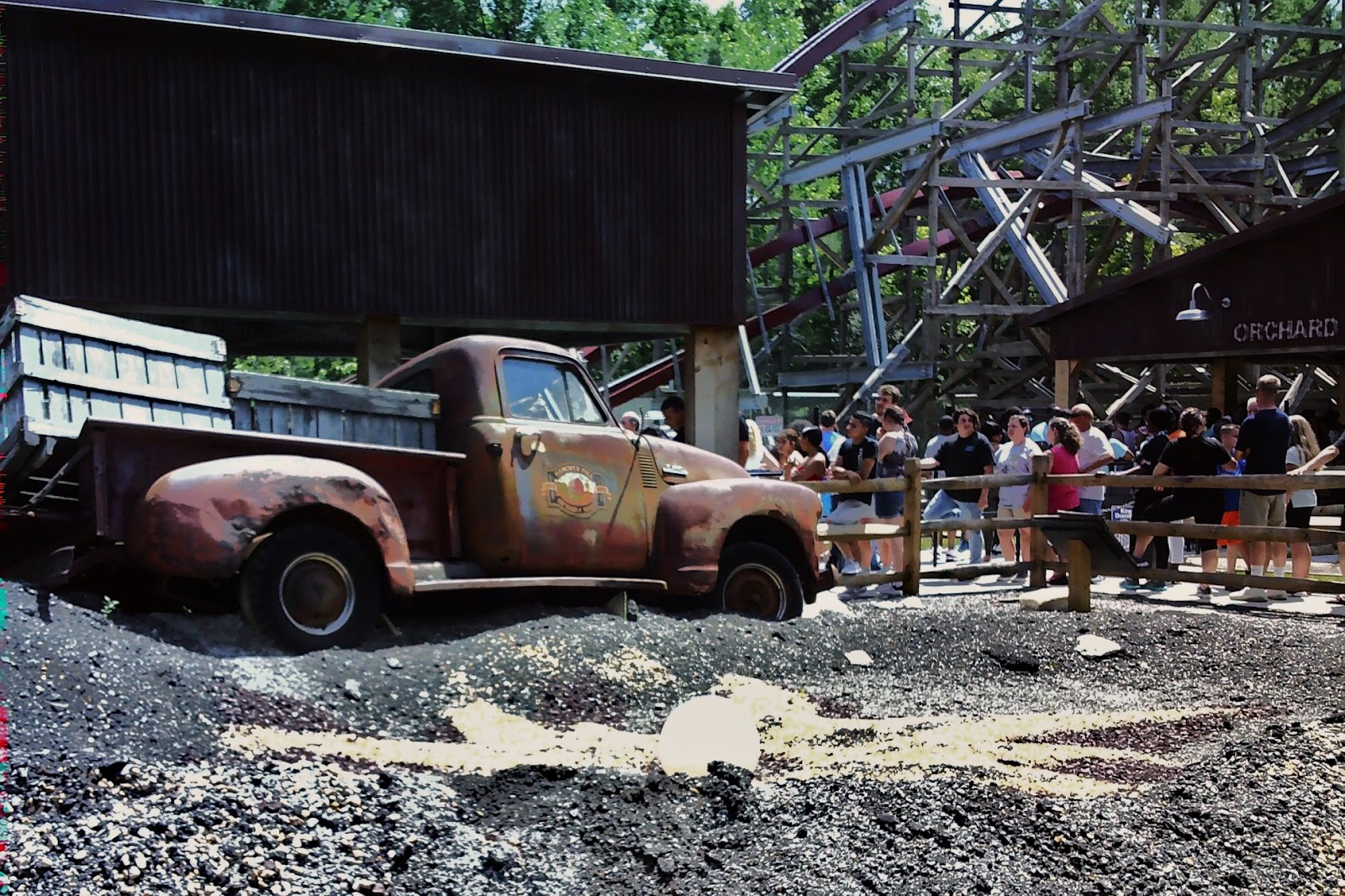 Twisted Timbers — Oficiais