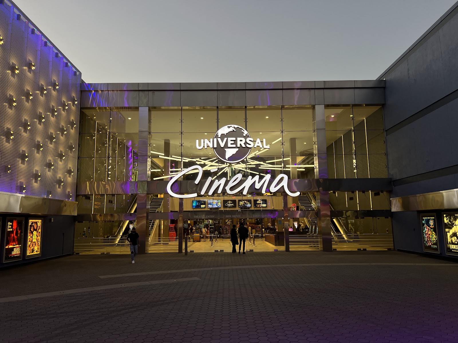 Universal Cinema AMC at CityWalk — Oficiais