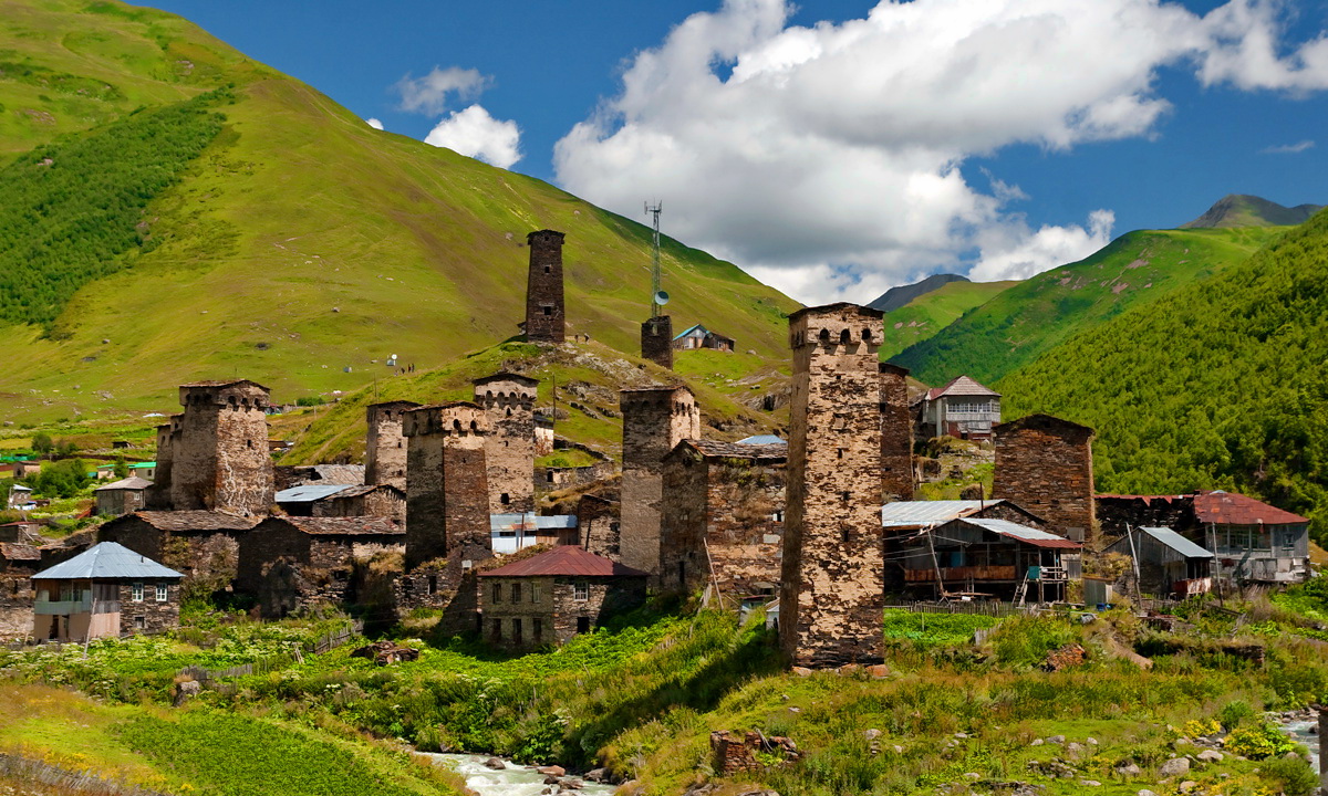 Ushguli — Oficiais