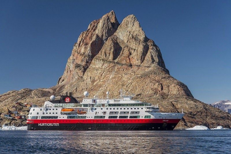 Uummannaq — Oficiais
