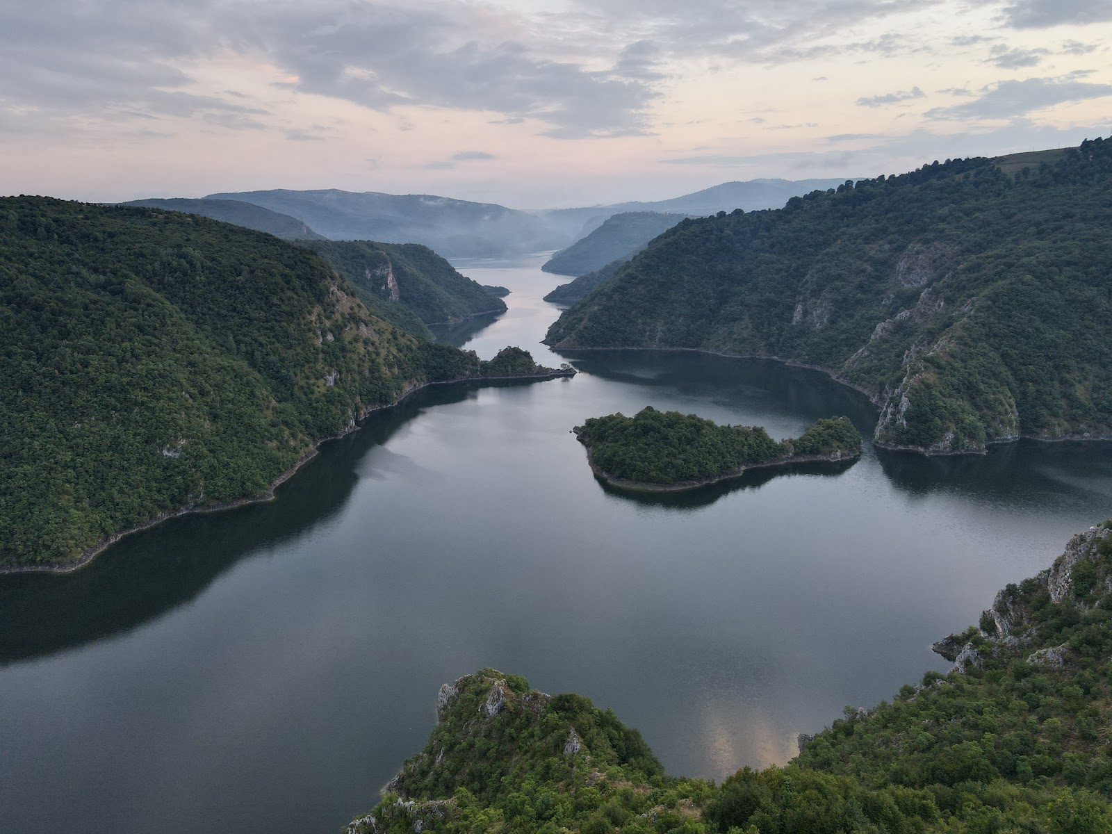 Uvac Special Nature Reserve — Oficiais