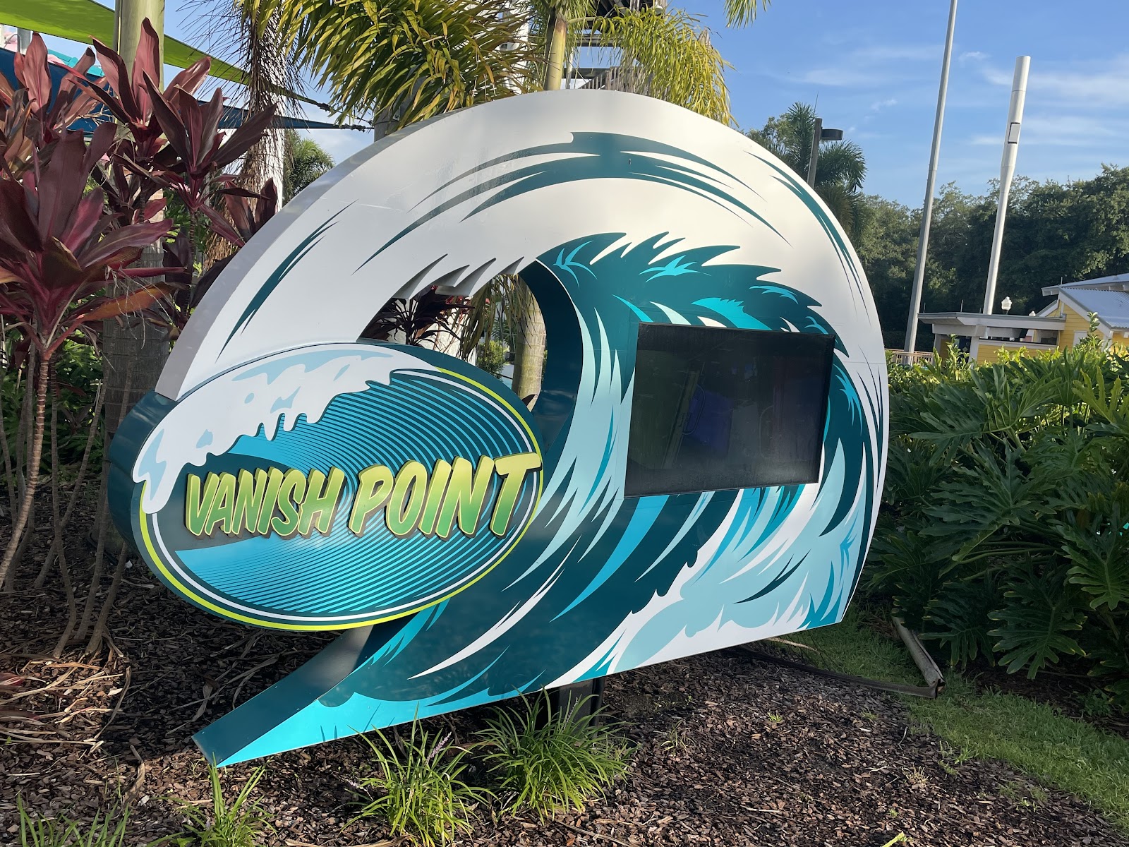 Vanish Point — Oficiais
