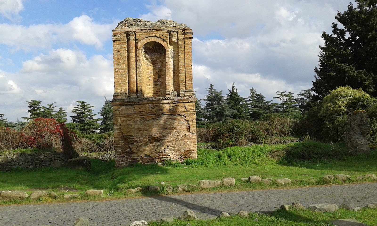 Via Appia Antica — Oficiais
