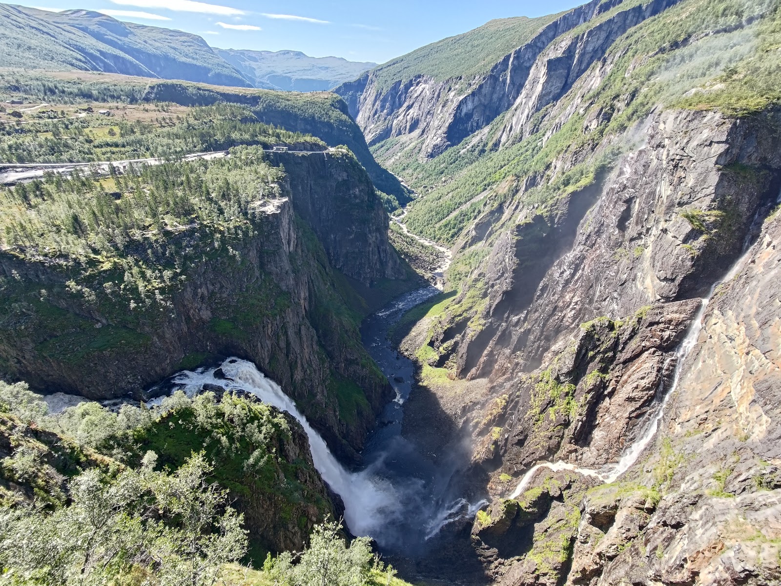 Vřringfossen — Oficiais