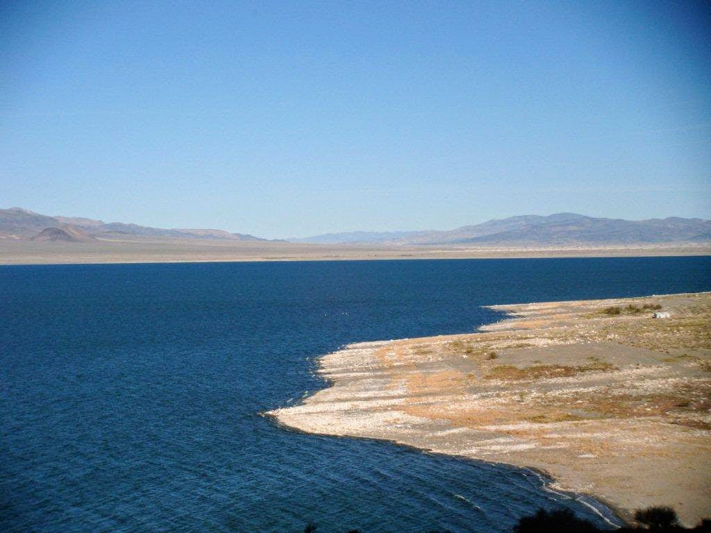 Walker Lake — Oficiais