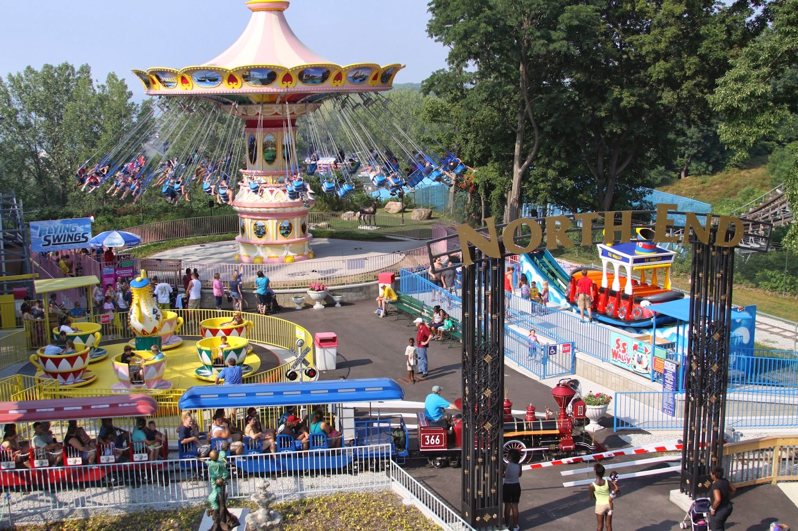 Water World Wave Pool