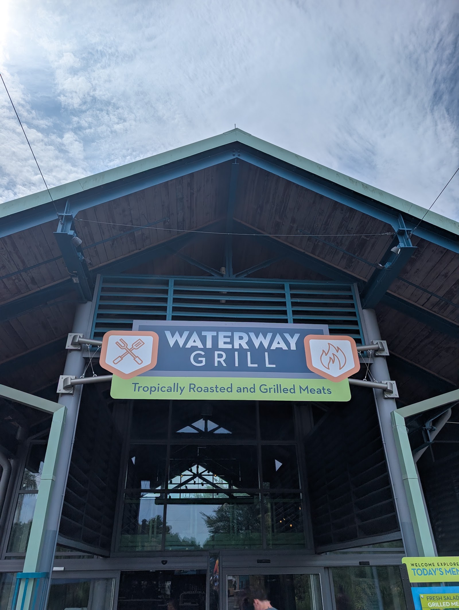 Waterway Grill — Oficiais