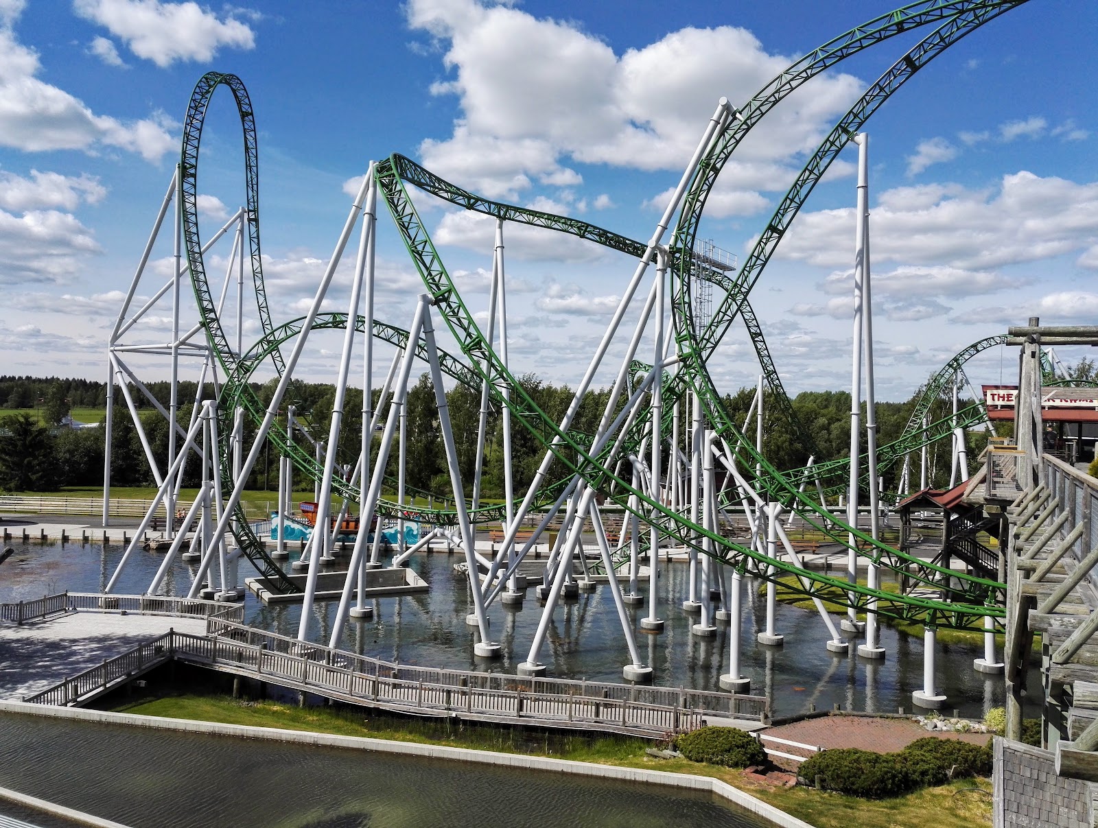 Wave Pool — Oficiais
