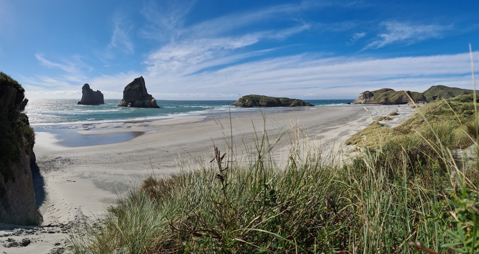 Wharariki Beach — Oficiais