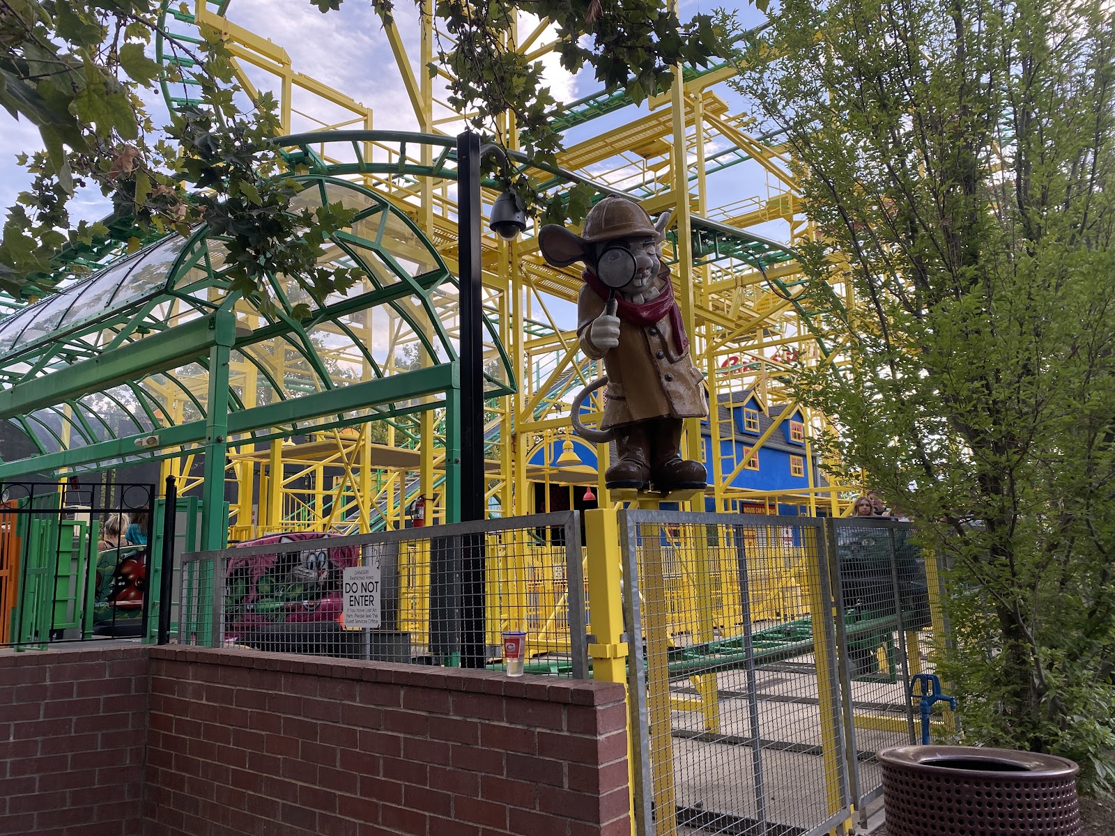 Wild Mouse — Oficiais
