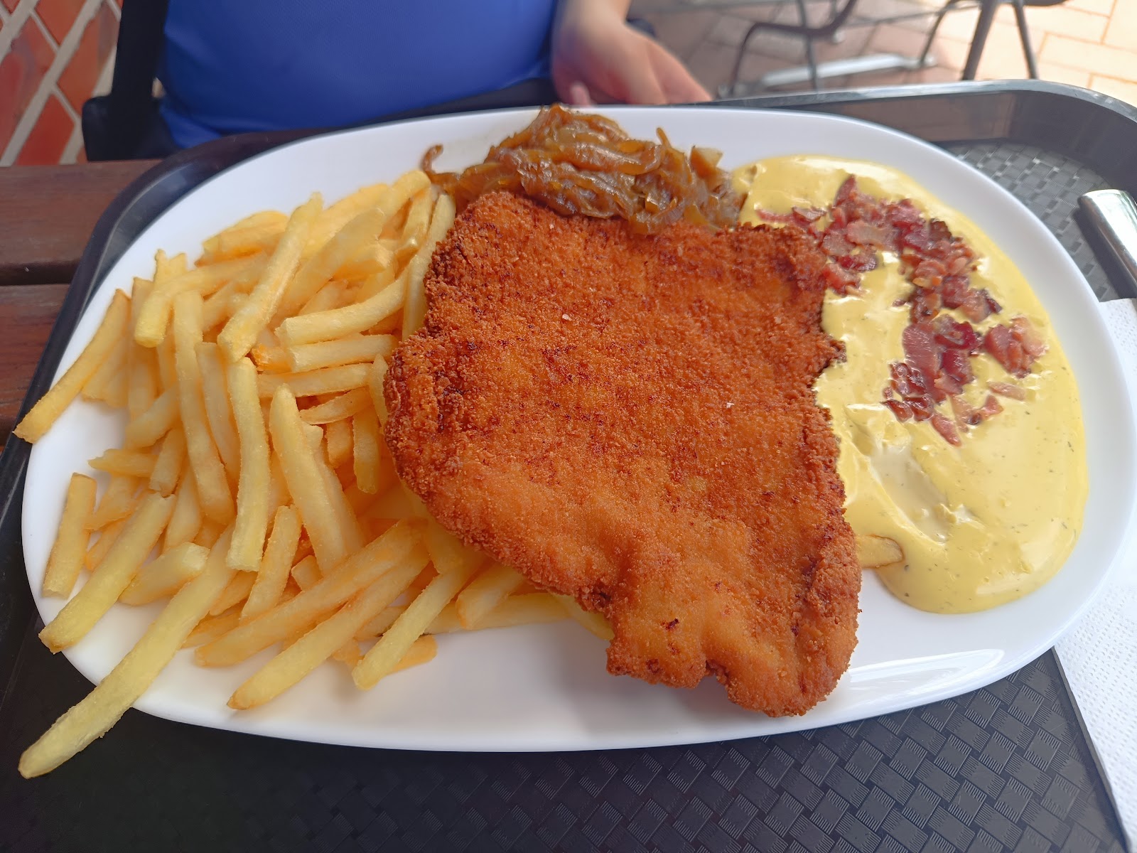 WIRTSHAUS DES ADMIRALS — Oficiais