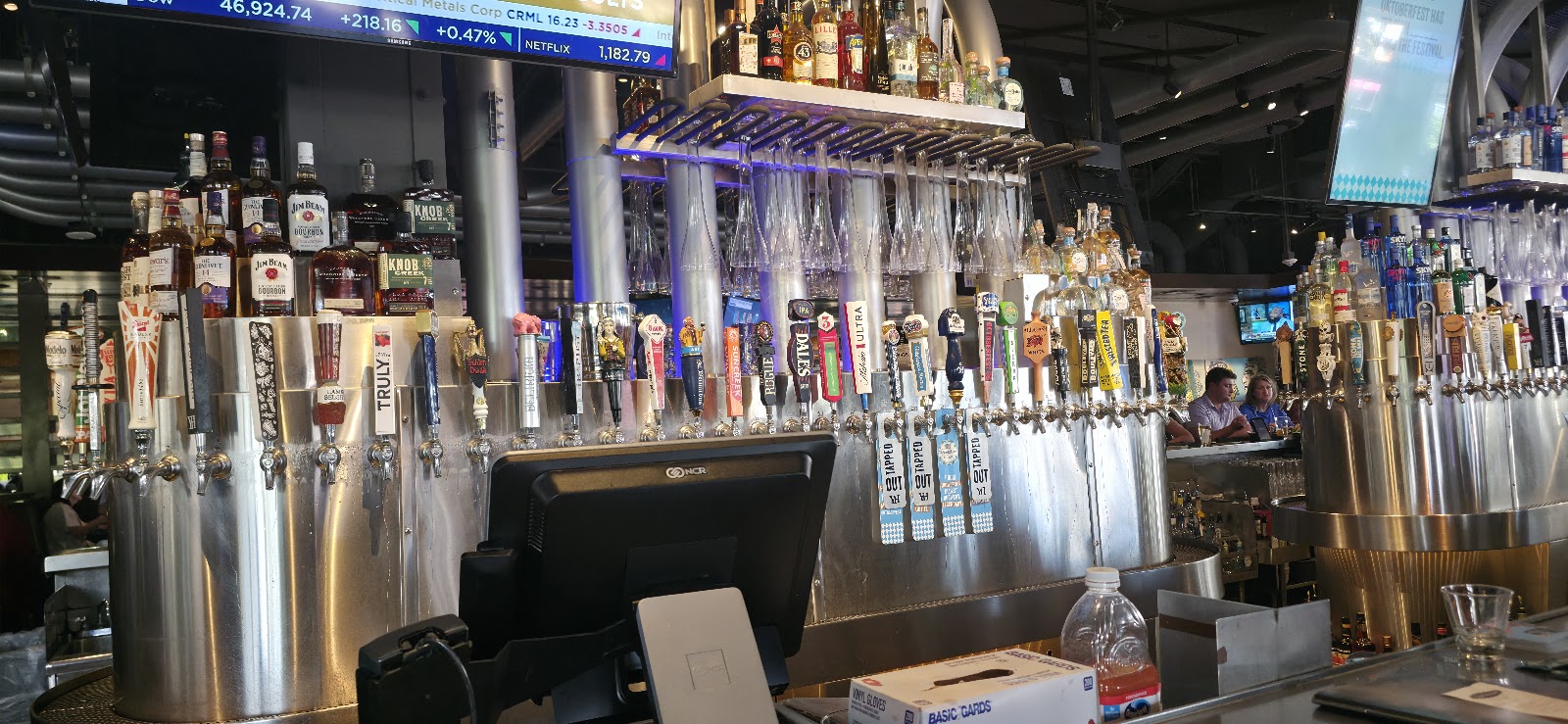 Yard House