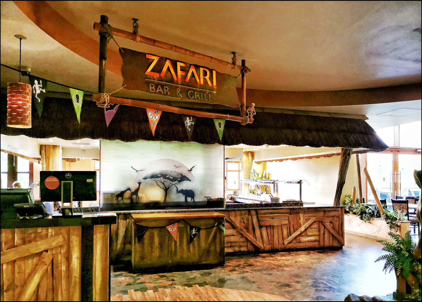 Zafari Bar & Grill
