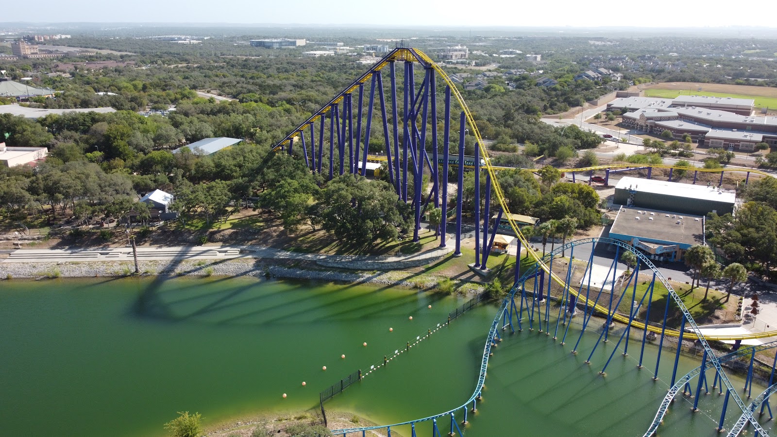 Zippin Pippin — Oficiais