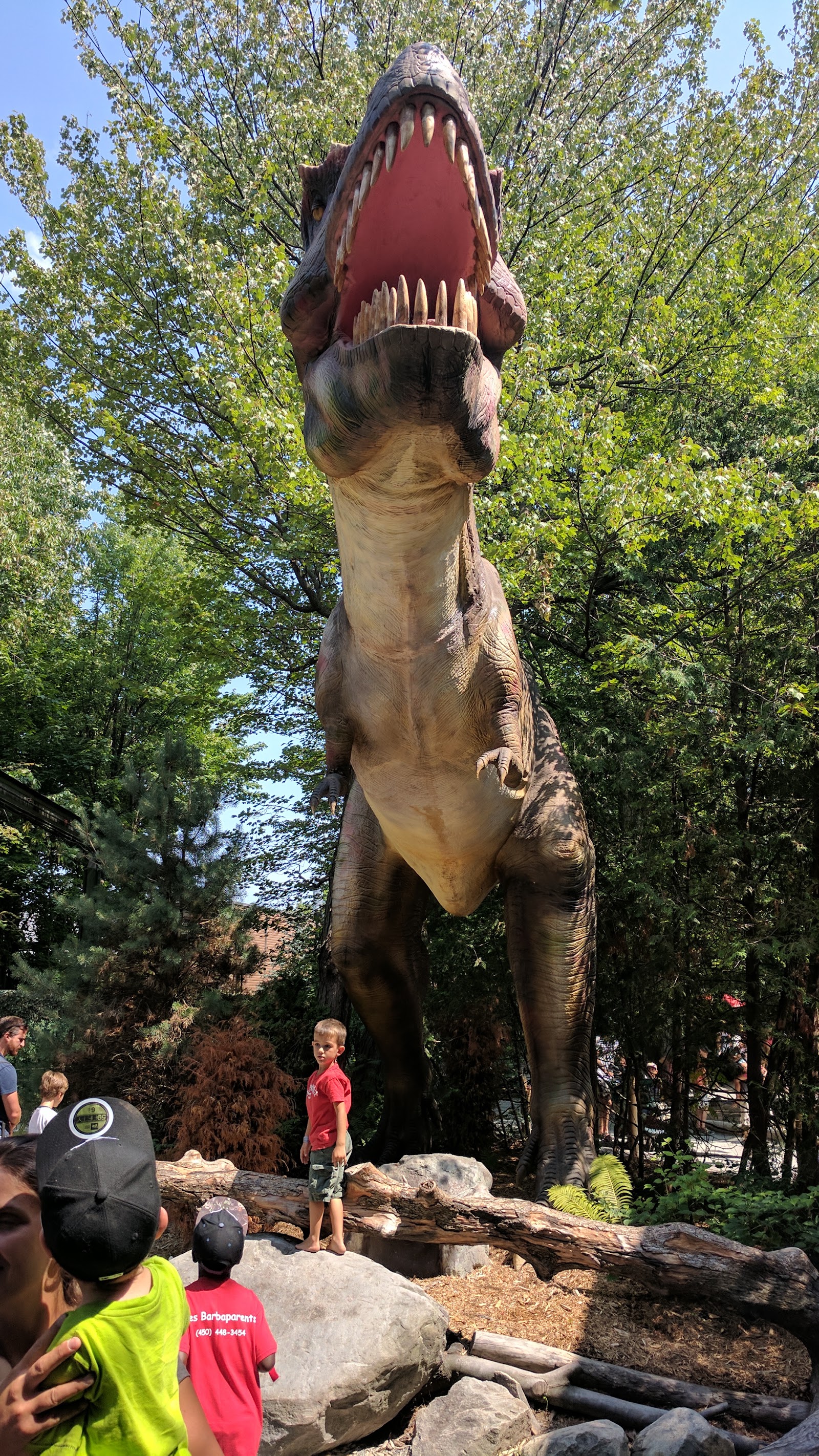 Zoo de Granby — Oficiais